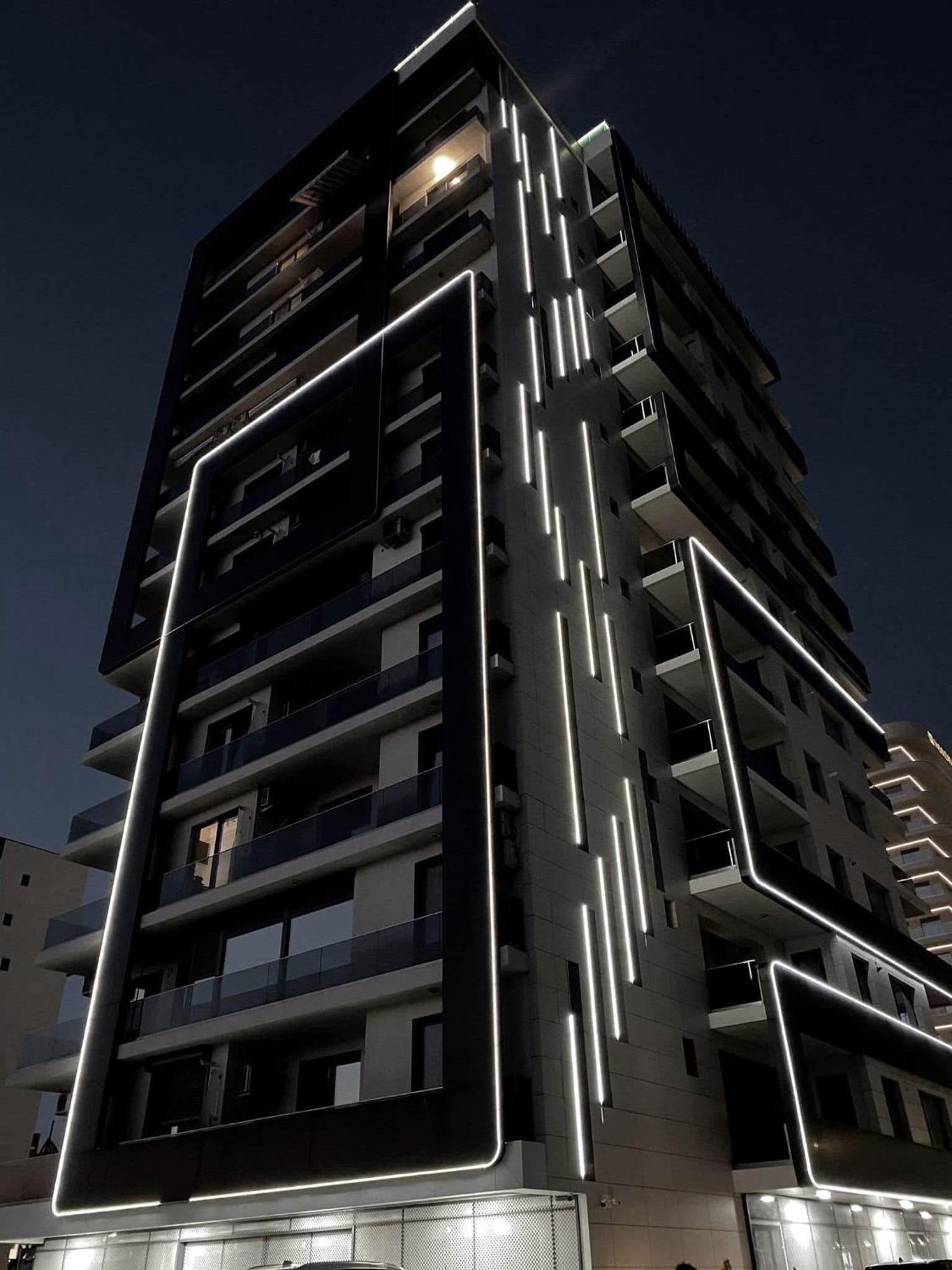 Lakeside Studio Mamaia Central Esterno foto
